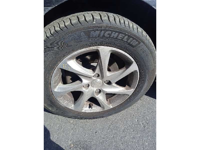 peugeot 208 del año 2014