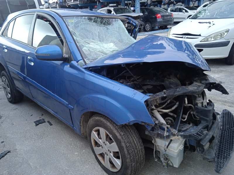 kia rio del año 2010