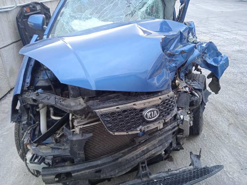 kia rio del año 2010