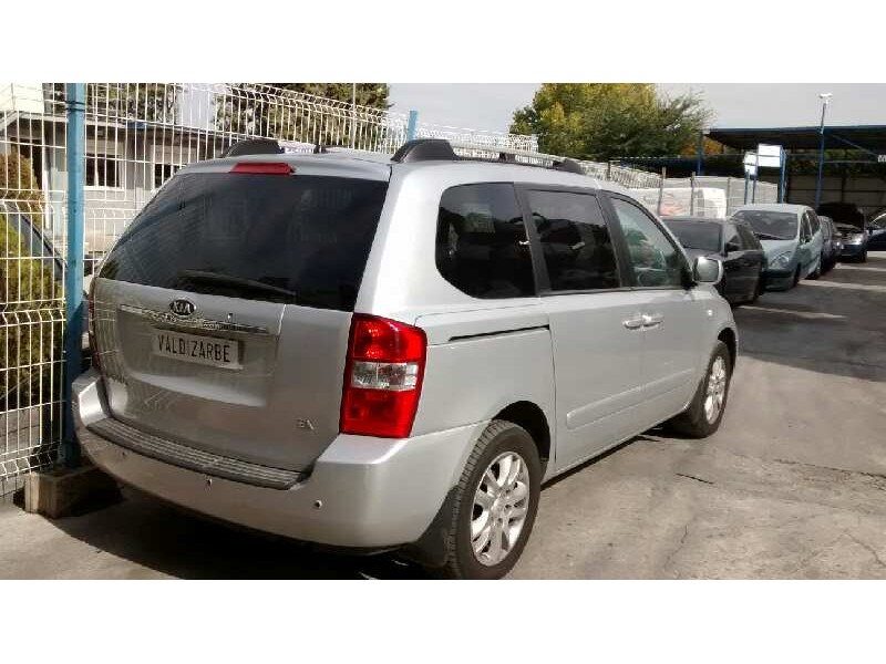 kia carnival del año 2007