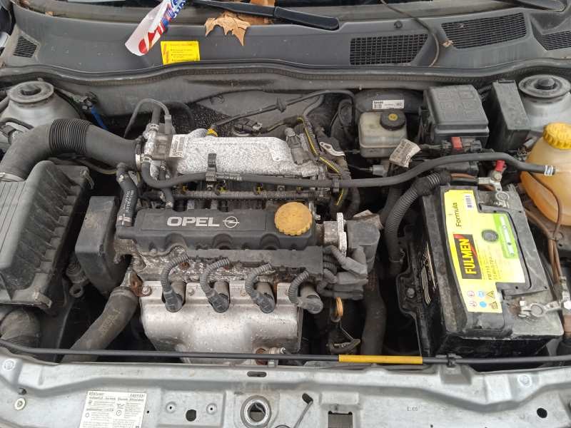 opel astra g berlina del año 2003