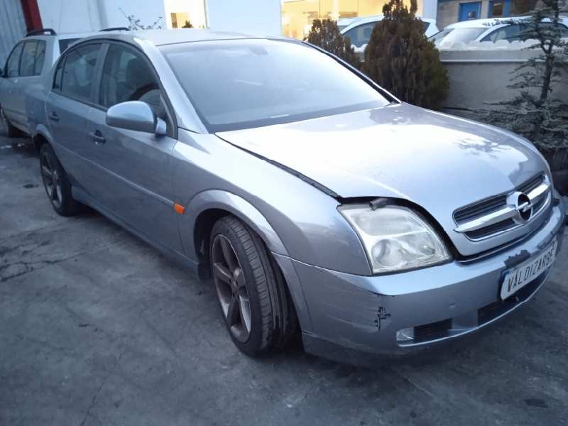 opel vectra c berlina del año 2003