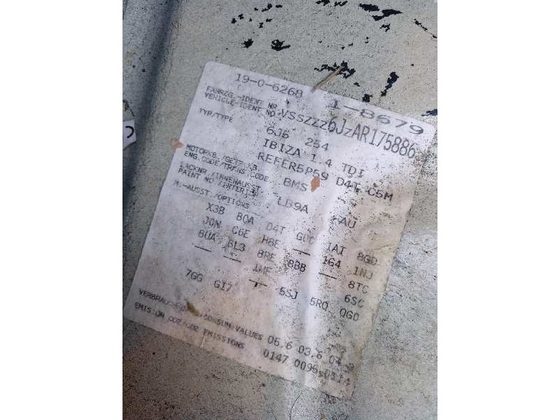 seat ibiza (6j5) del año 2010