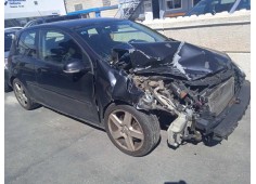 volkswagen golf v berlina (1k1) del año 2008