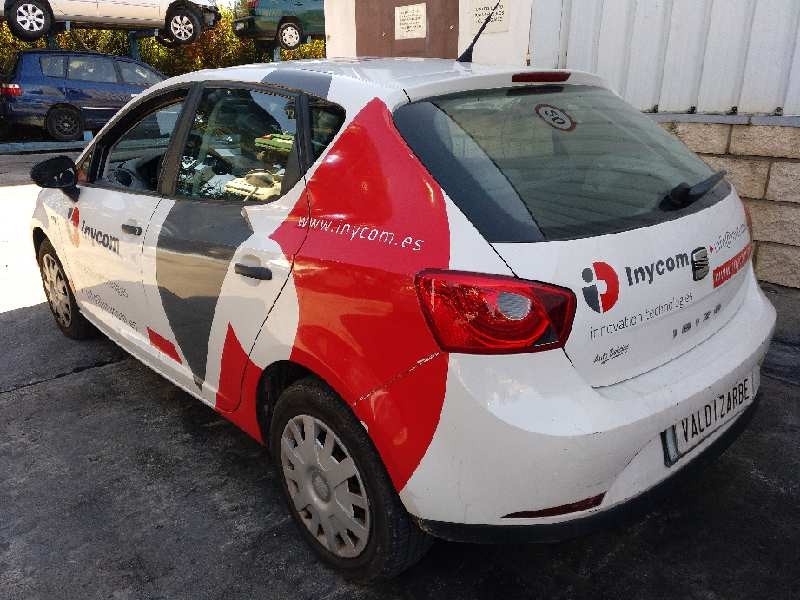 seat ibiza (6j5) del año 2010