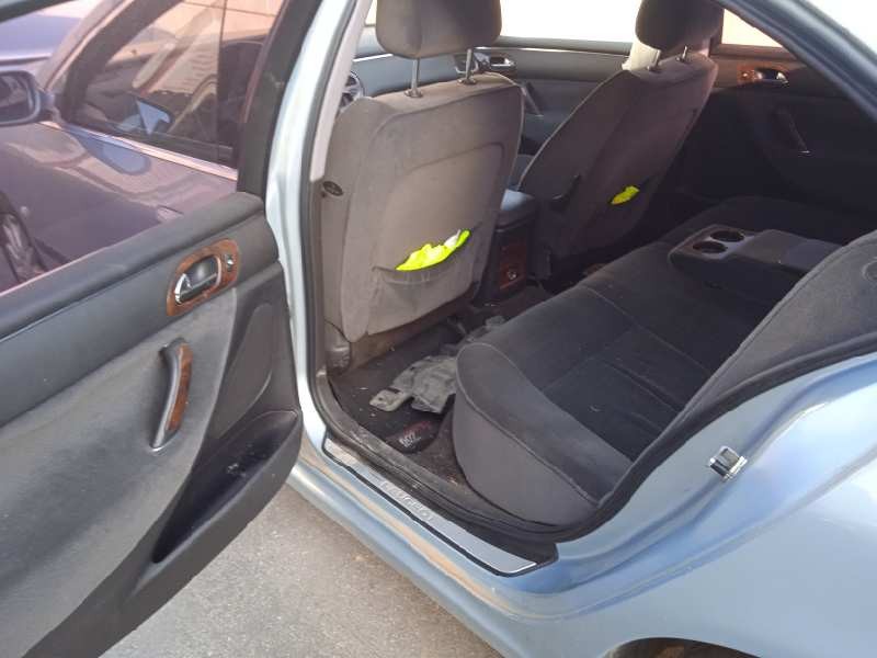 peugeot 607 (s1) del año 2003