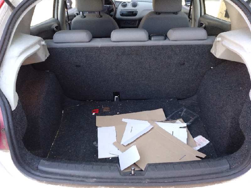 seat ibiza (6j5) del año 2010