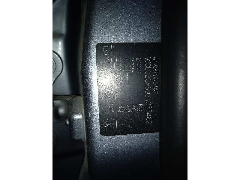 opel vectra c berlina del año 2003