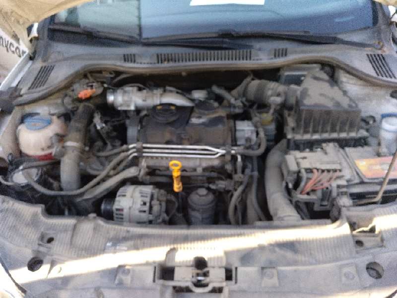 seat ibiza (6j5) del año 2010