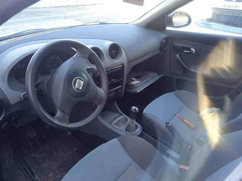 seat cordoba berlina (6l2) del año 2004