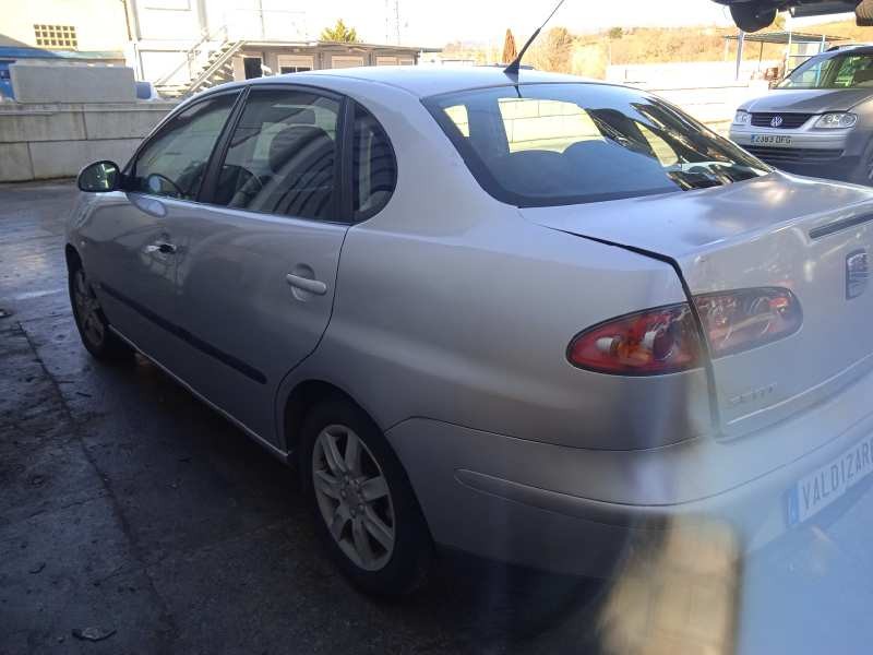 seat cordoba berlina (6l2) del año 2004