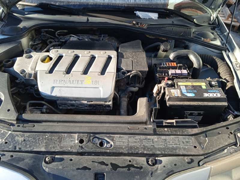 renault laguna ii (bg0) del año 2002