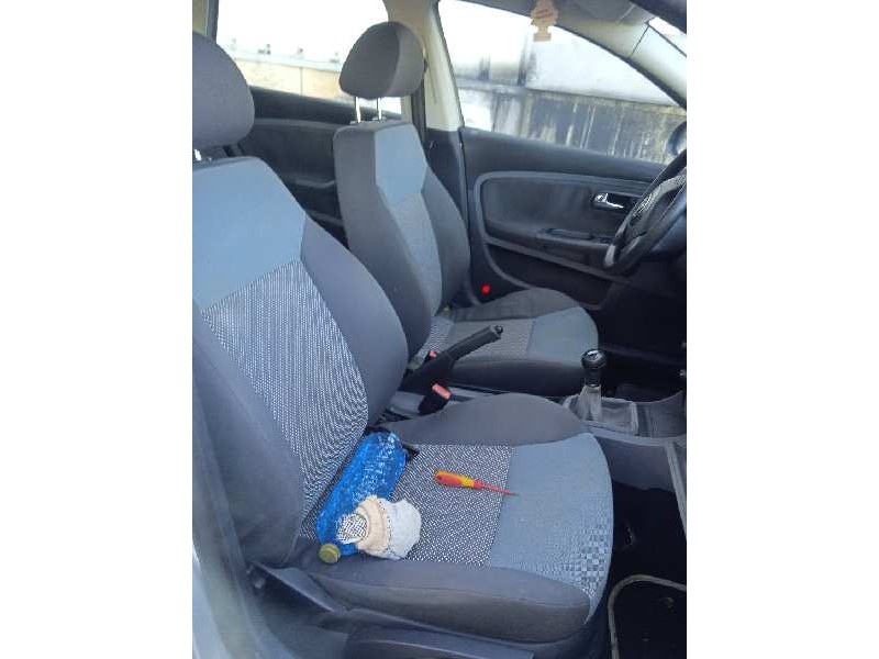 seat cordoba berlina (6l2) del año 2004