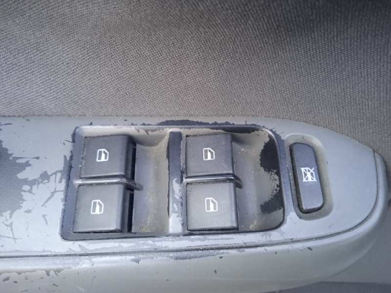 seat cordoba berlina (6l2) del año 2004