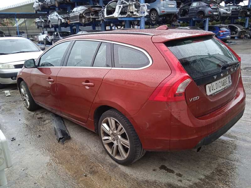 volvo v60 kombi del año 2011