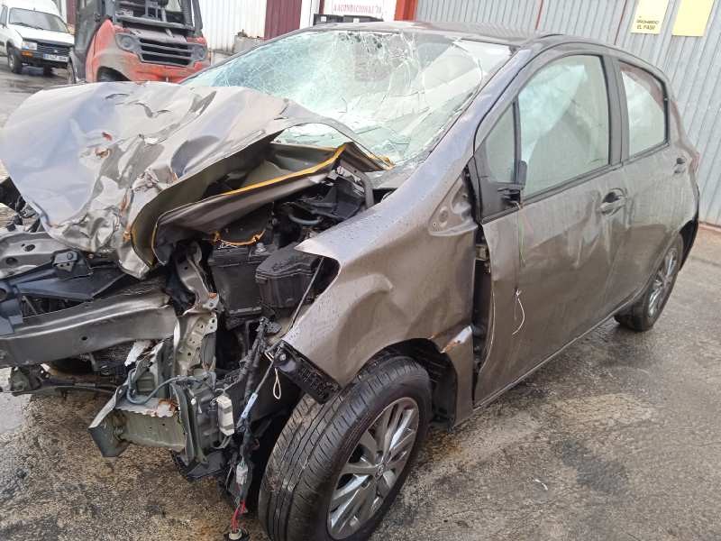 toyota yaris del año 2017