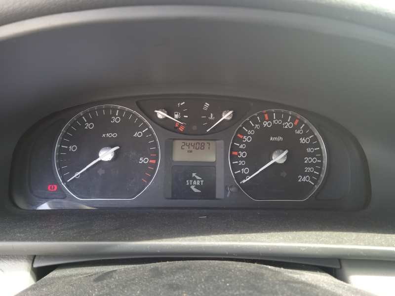 renault laguna ii (bg0) del año 2004