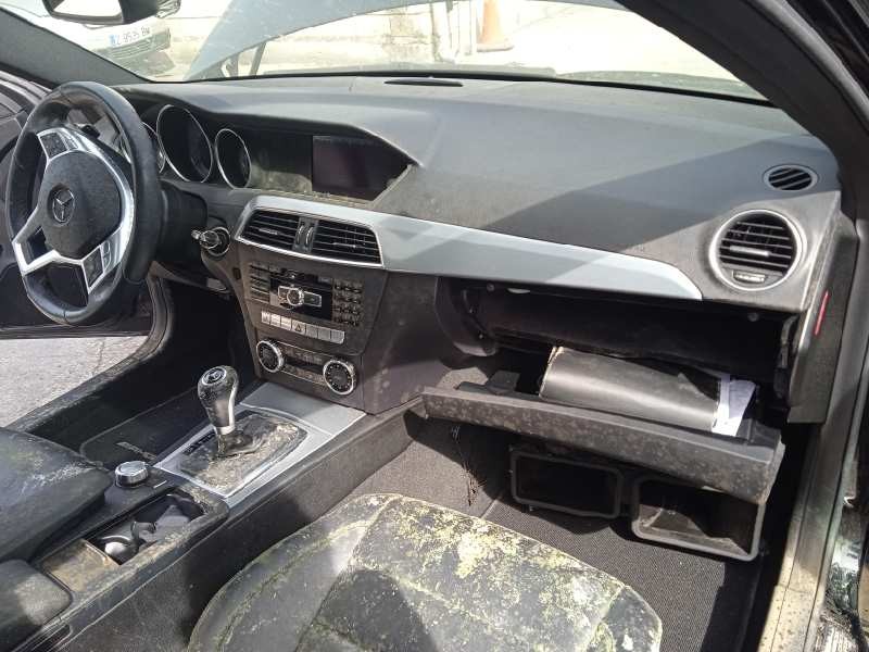 mercedes-benz clase c (w204) coupe del año 2012