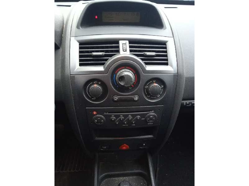 renault megane ii berlina 5p del año 2008