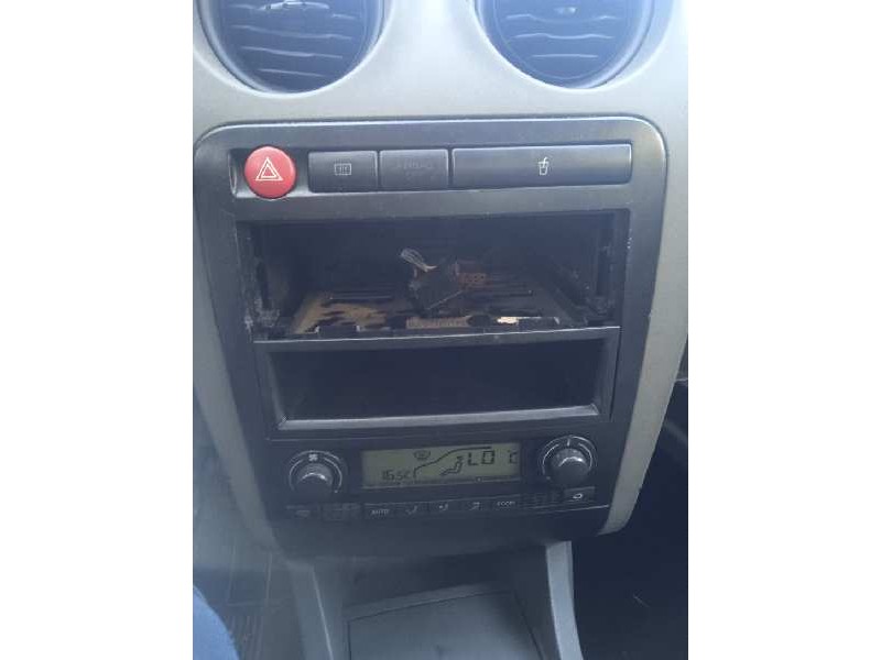 seat cordoba berlina (6l2) del año 2004