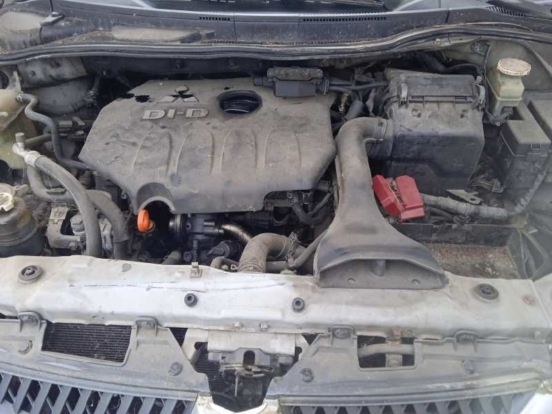 mitsubishi grandis (na0w) del año 2006