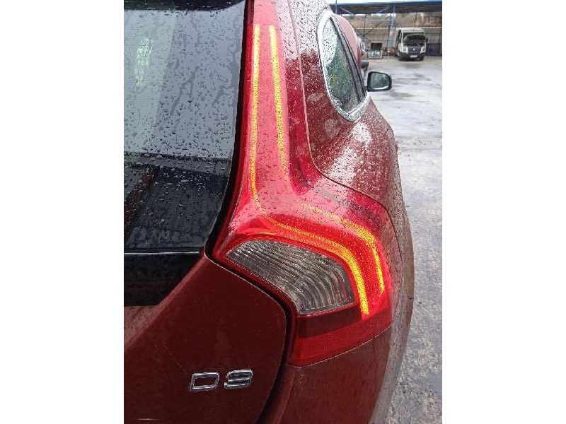 volvo v60 kombi del año 2011