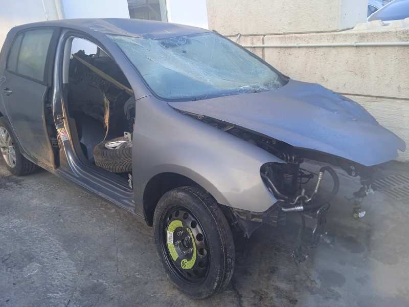 volkswagen golf vi (5k1) del año 2009