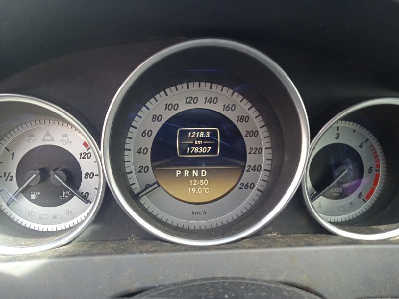 mercedes-benz clase c (w204) coupe del año 2012