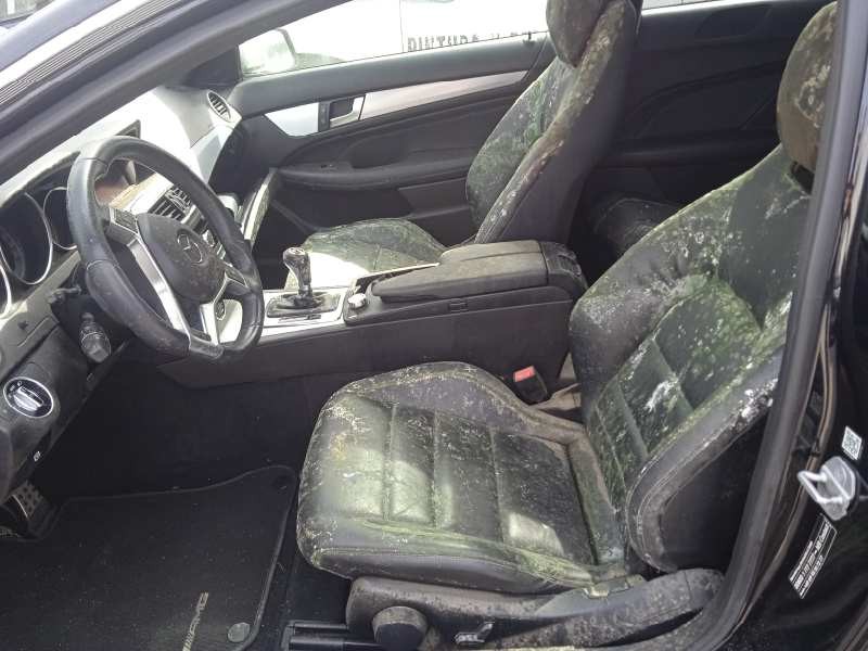 mercedes-benz clase c (w204) coupe del año 2012