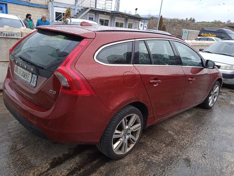volvo v60 kombi del año 2011