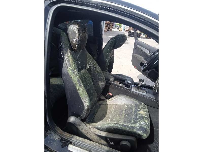 mercedes-benz clase c (w204) coupe del año 2012