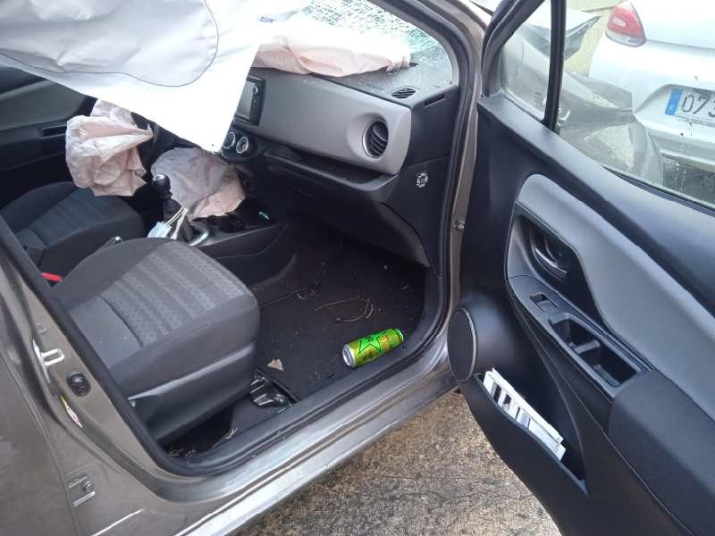 toyota yaris del año 2017