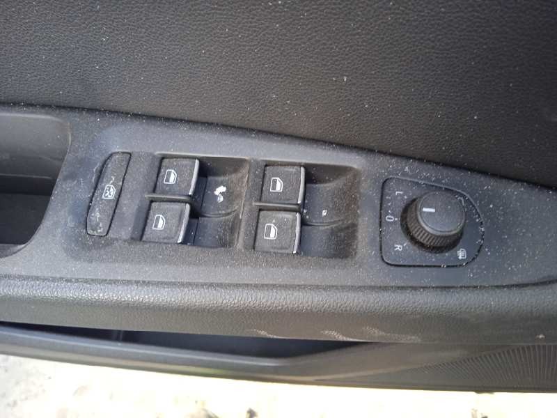 seat leon st (5f8) del año 2015