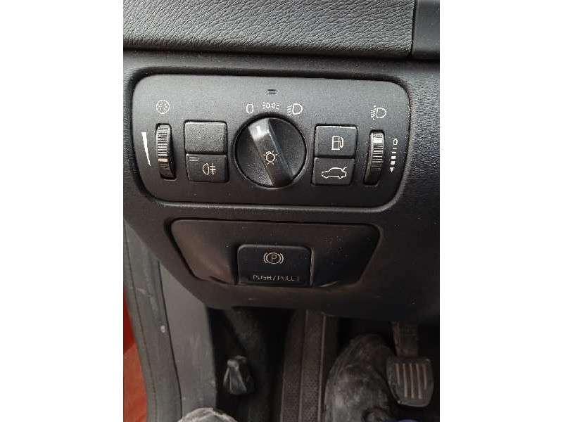 volvo v60 kombi del año 2011