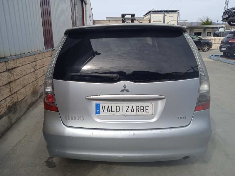 mitsubishi grandis (na0w) del año 2006