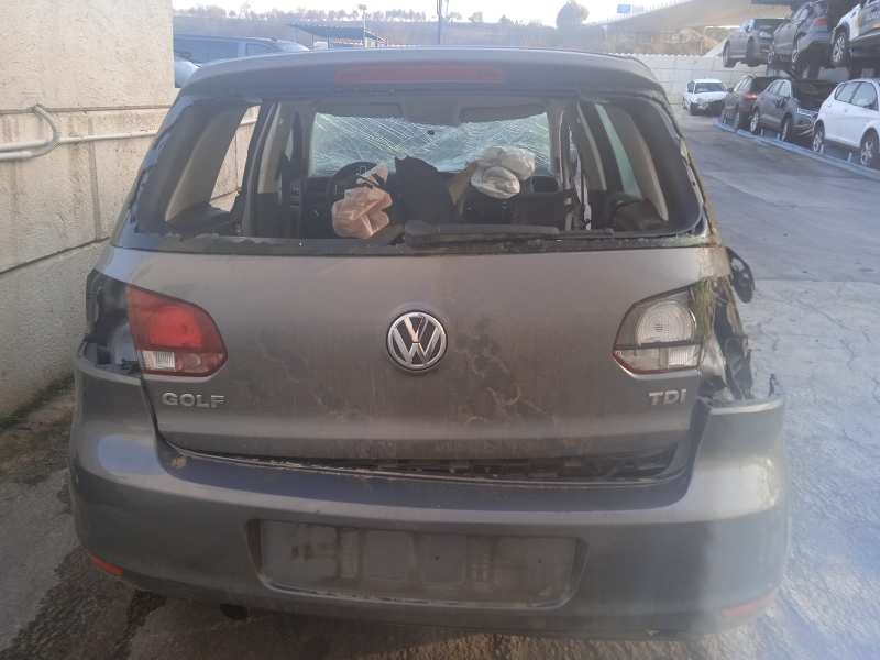 volkswagen golf vi (5k1) del año 2009