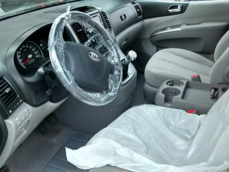 kia carnival del año 2006