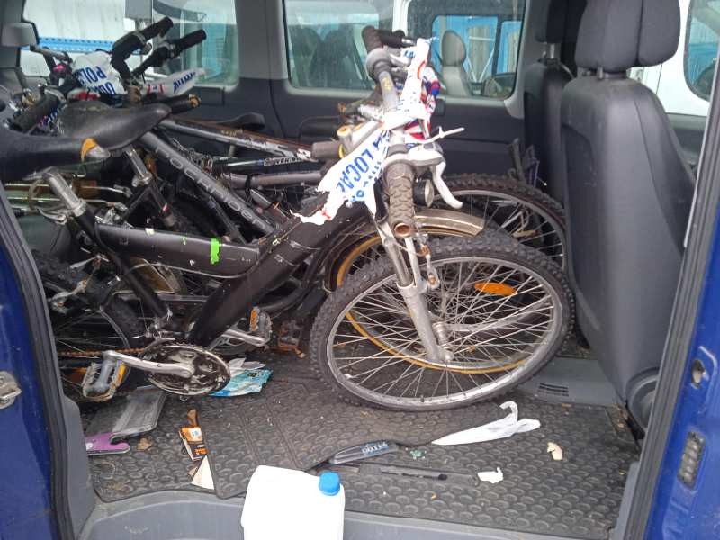 mercedes-benz vito (w639) basic, combi del año 2004