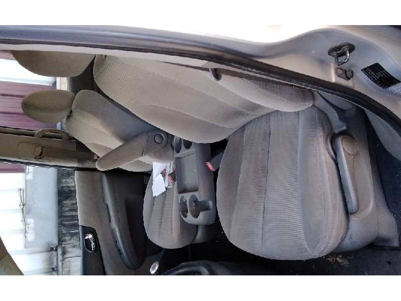 kia carnival del año 2008