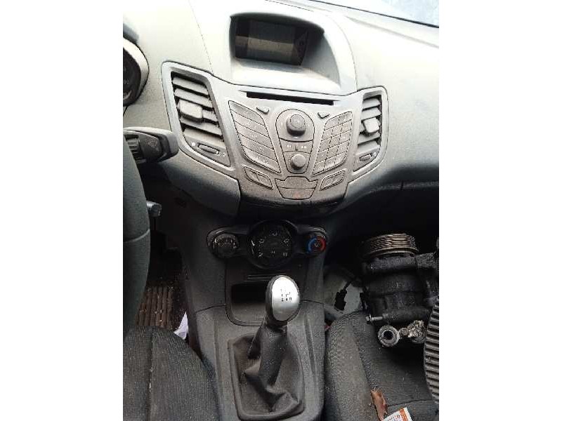 ford fiesta (cb1) del año 2010