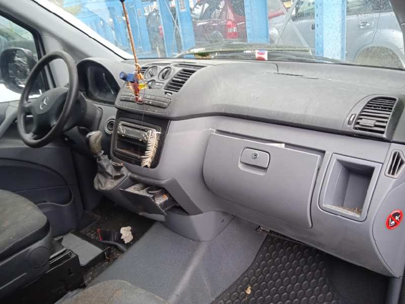 mercedes-benz vito (w639) basic, combi del año 2004