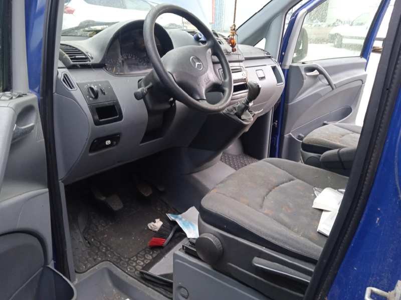 mercedes-benz vito (w639) basic, combi del año 2004
