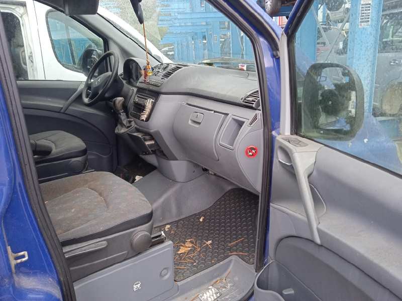 mercedes-benz vito (w639) basic, combi del año 2004