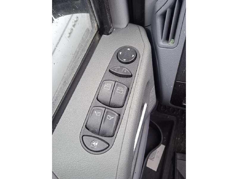 mercedes-benz vito (w639) basic, combi del año 2004