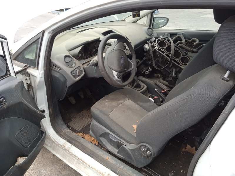 ford fiesta (cb1) del año 2010