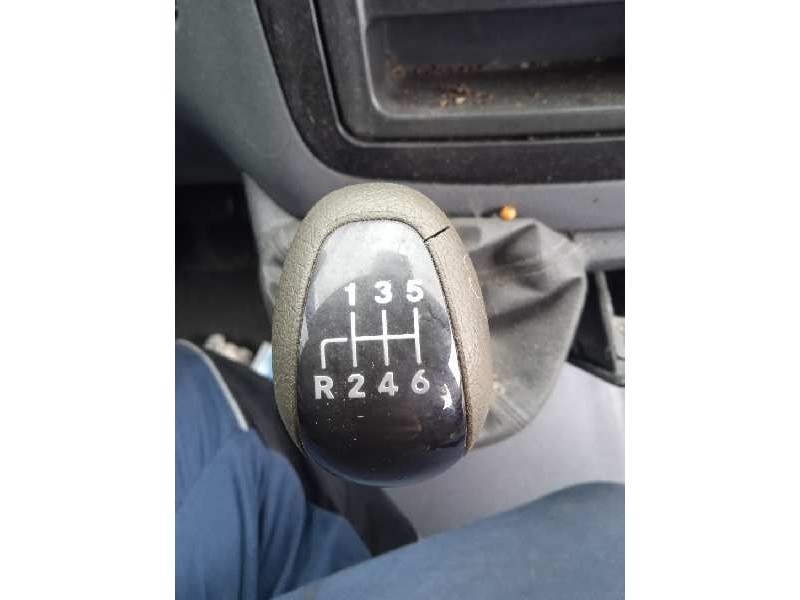 mercedes-benz vito (w639) basic, combi del año 2004