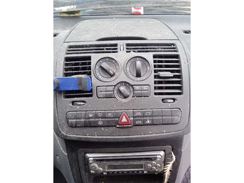 mercedes-benz vito (w639) basic, combi del año 2004