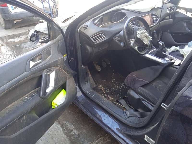 peugeot 308 del año 2017