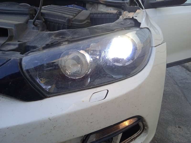 volkswagen scirocco (137) del año 2010