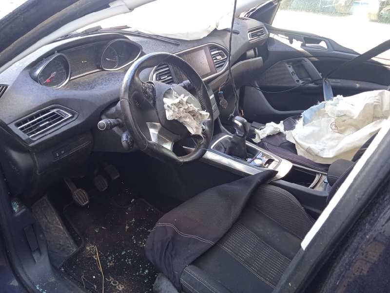 peugeot 308 del año 2017